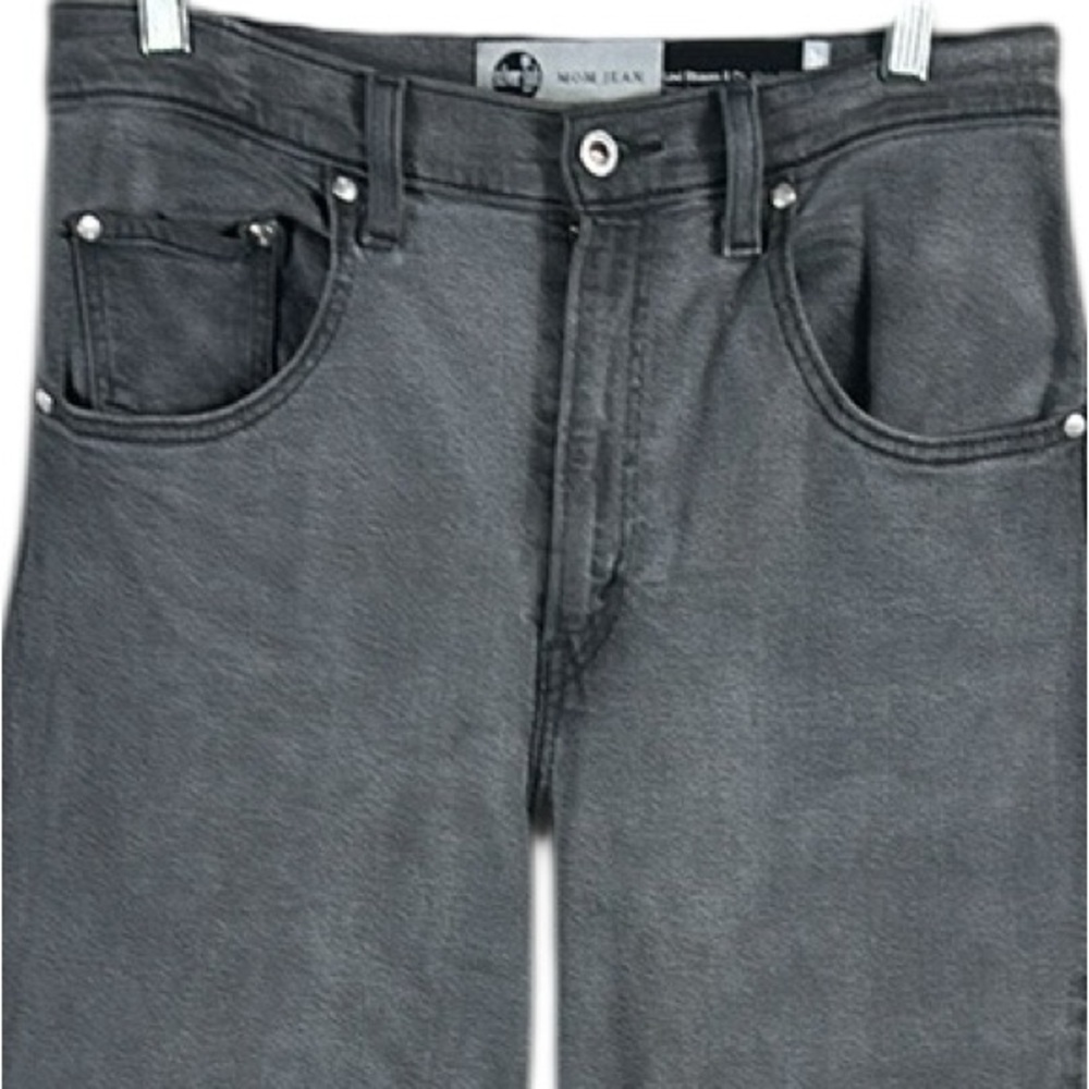 Levi's Silvertab Mom Jeans Size 30 in Charcoal Wash - Picture 7 of 7